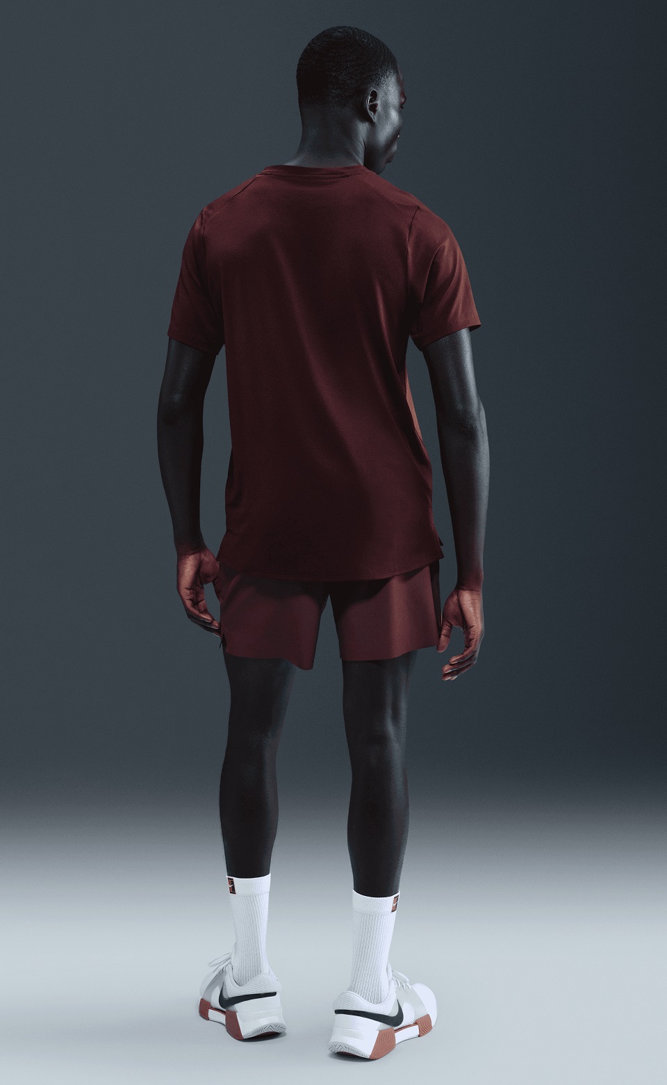 NikeCourt Advantage Dri-FIT Erkek Tenis Üstü