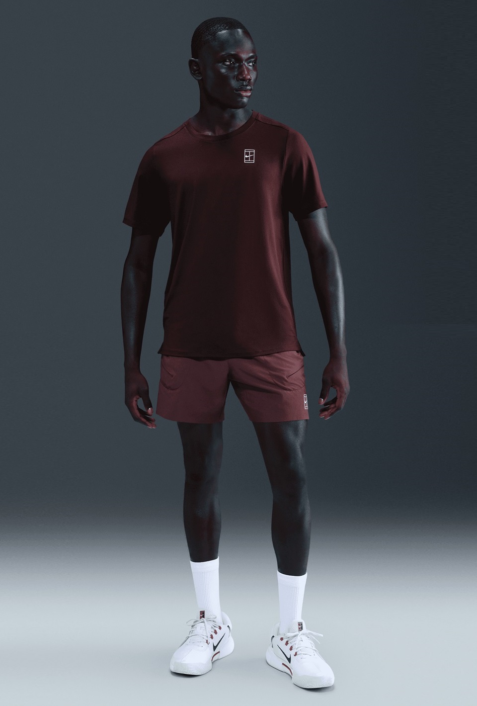 NikeCourt Advantage Dri-FIT Erkek Tenis Üstü