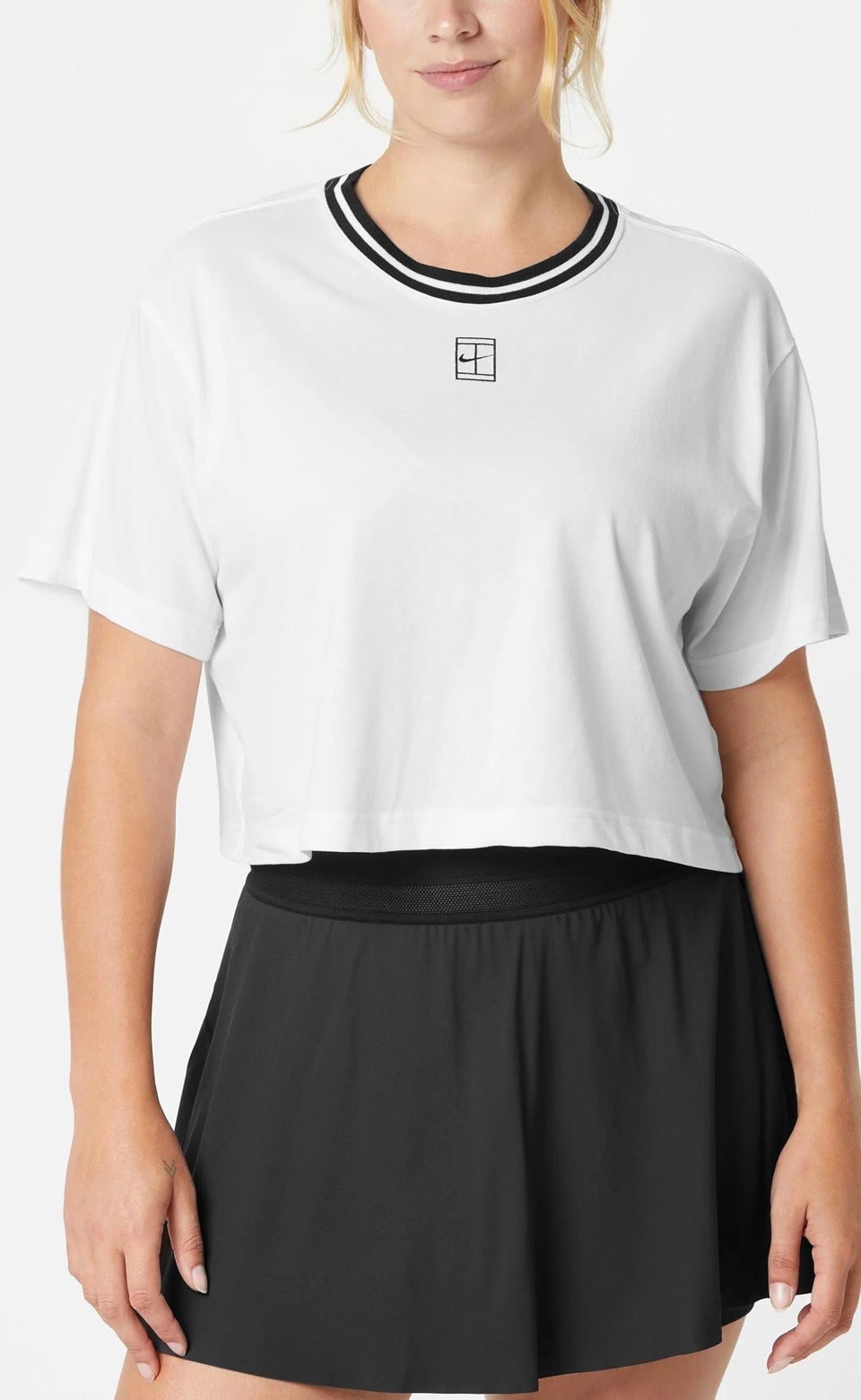 NIKE - Nike Heritage Dri-FIT Kısa Kollu Crop Kadın Tişörtü
