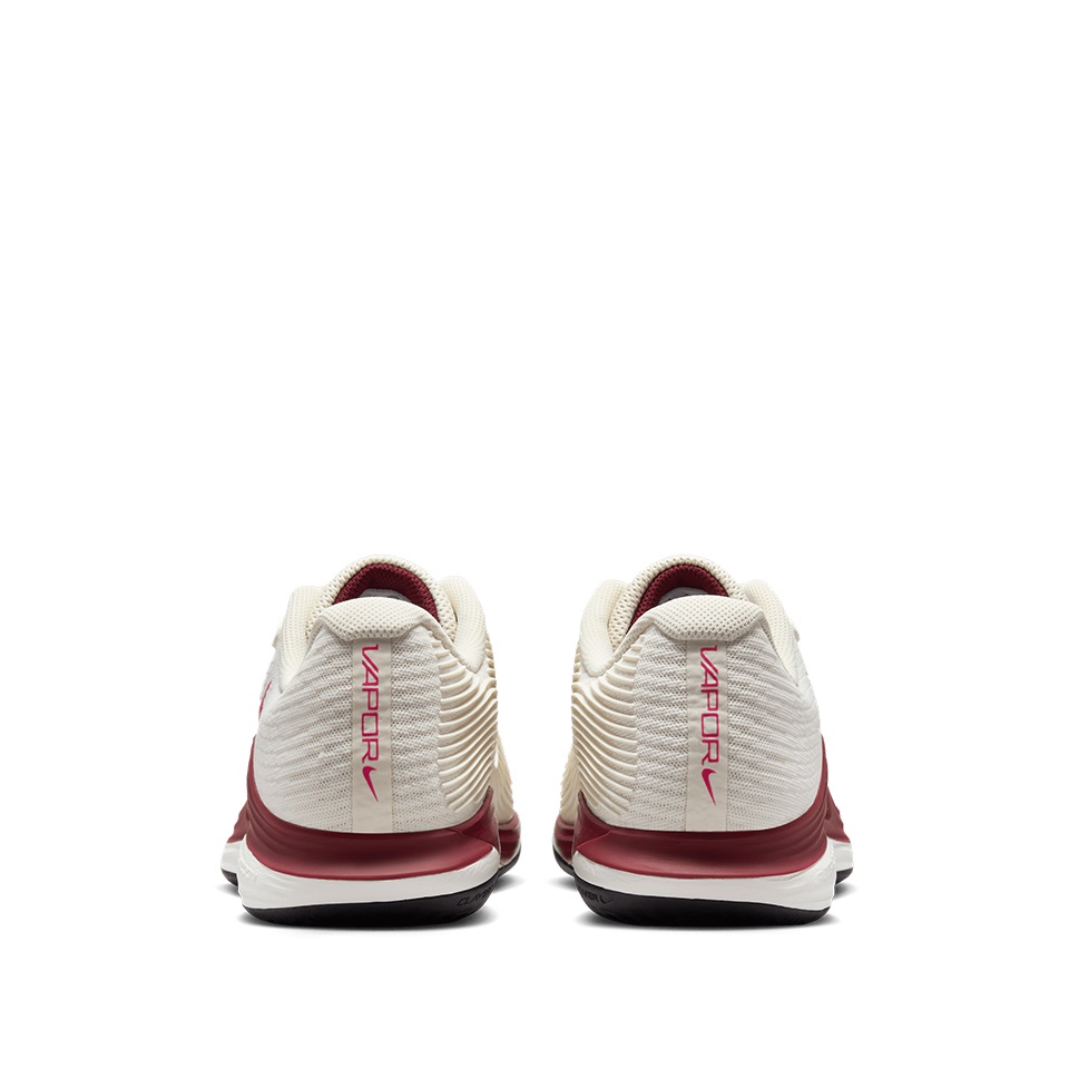 Nike Vapor 12 Toprak Kort Kadın Tenis Ayakkabısı HQ6027-104