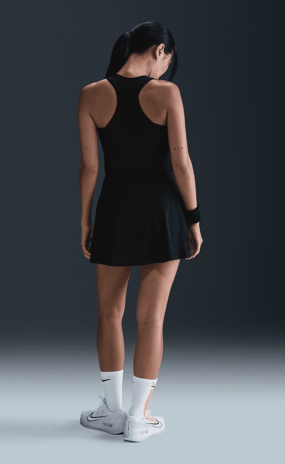 Nike Victory Dri-FIT Kadın Tenis Atleti