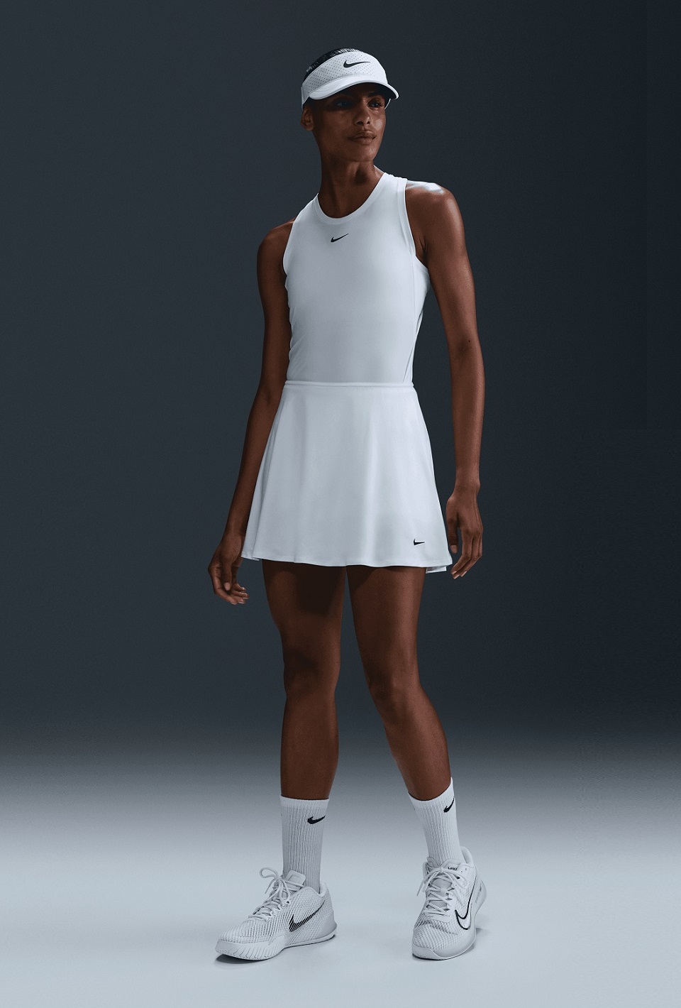 Nike Victory Dri-FIT Normal Belli Fırfırlı Kadın Eteği