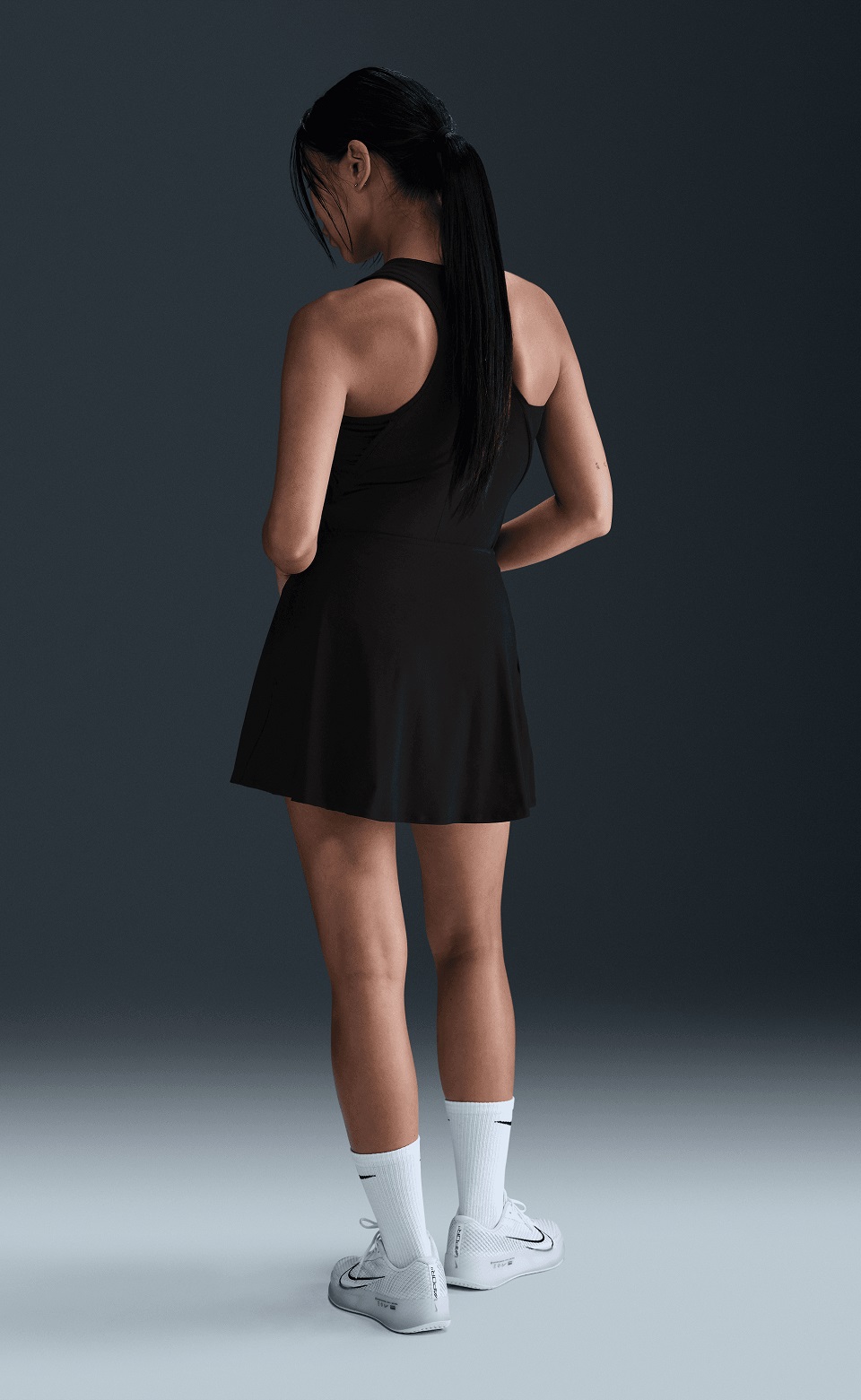 Nike Victory Dri-FIT Normal Belli Fırfırlı Kadın Eteği