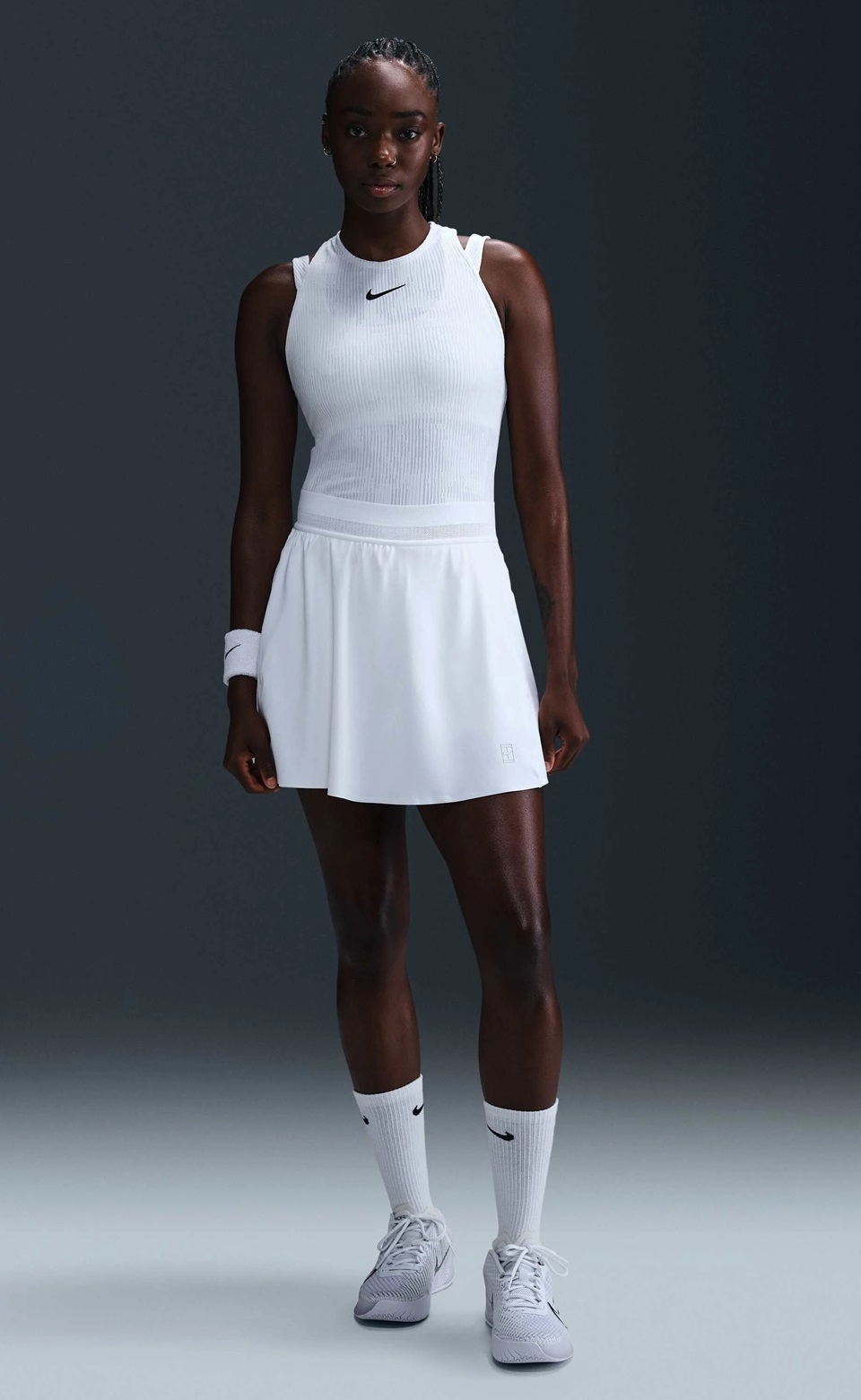NIKE - NikeCourt Ace Advantage Dri-FIT Yüksek Belli Kadın Tenis Eteği