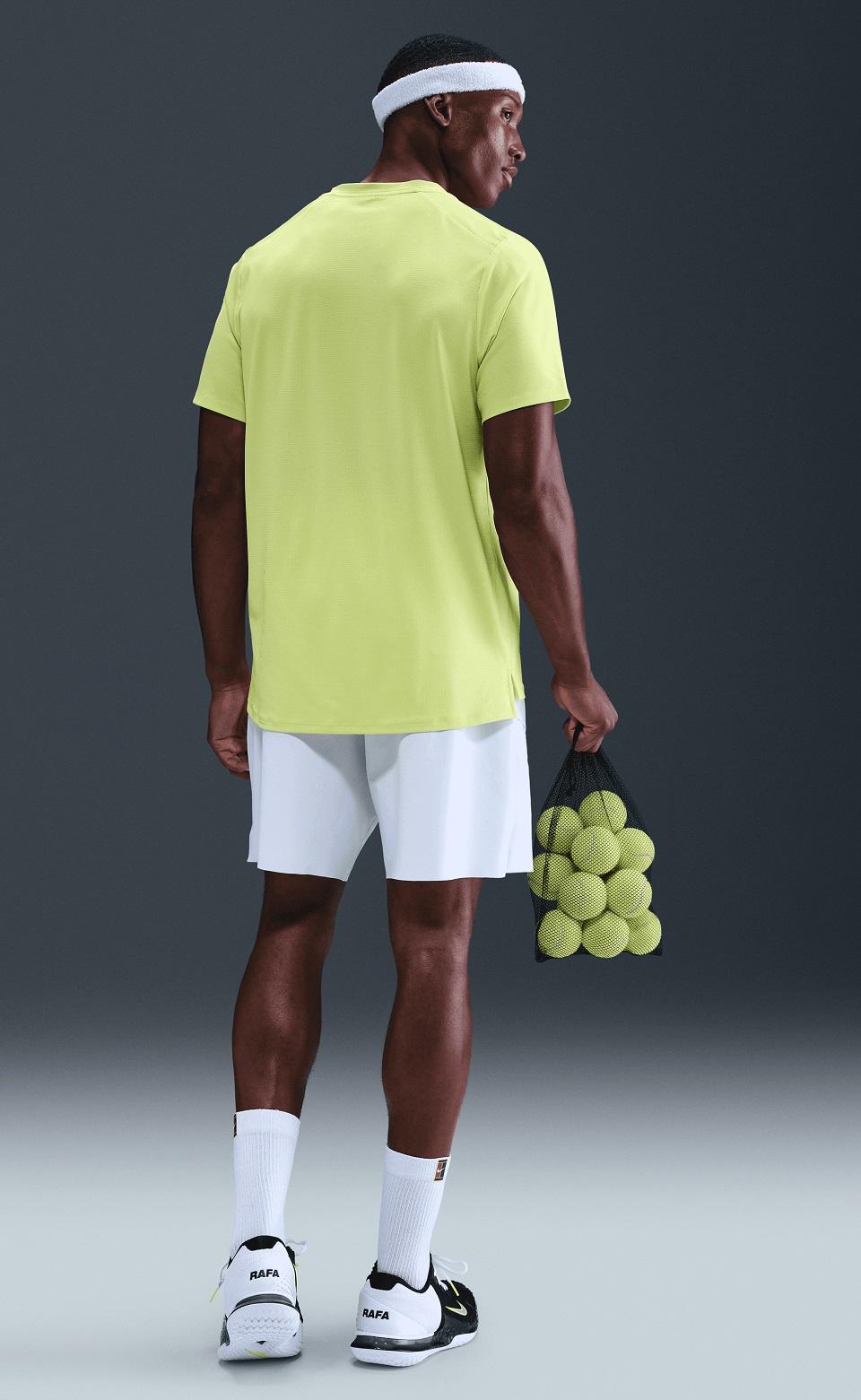 NikeCourt Advantage Dri-FIT Erkek Tenis Üstü