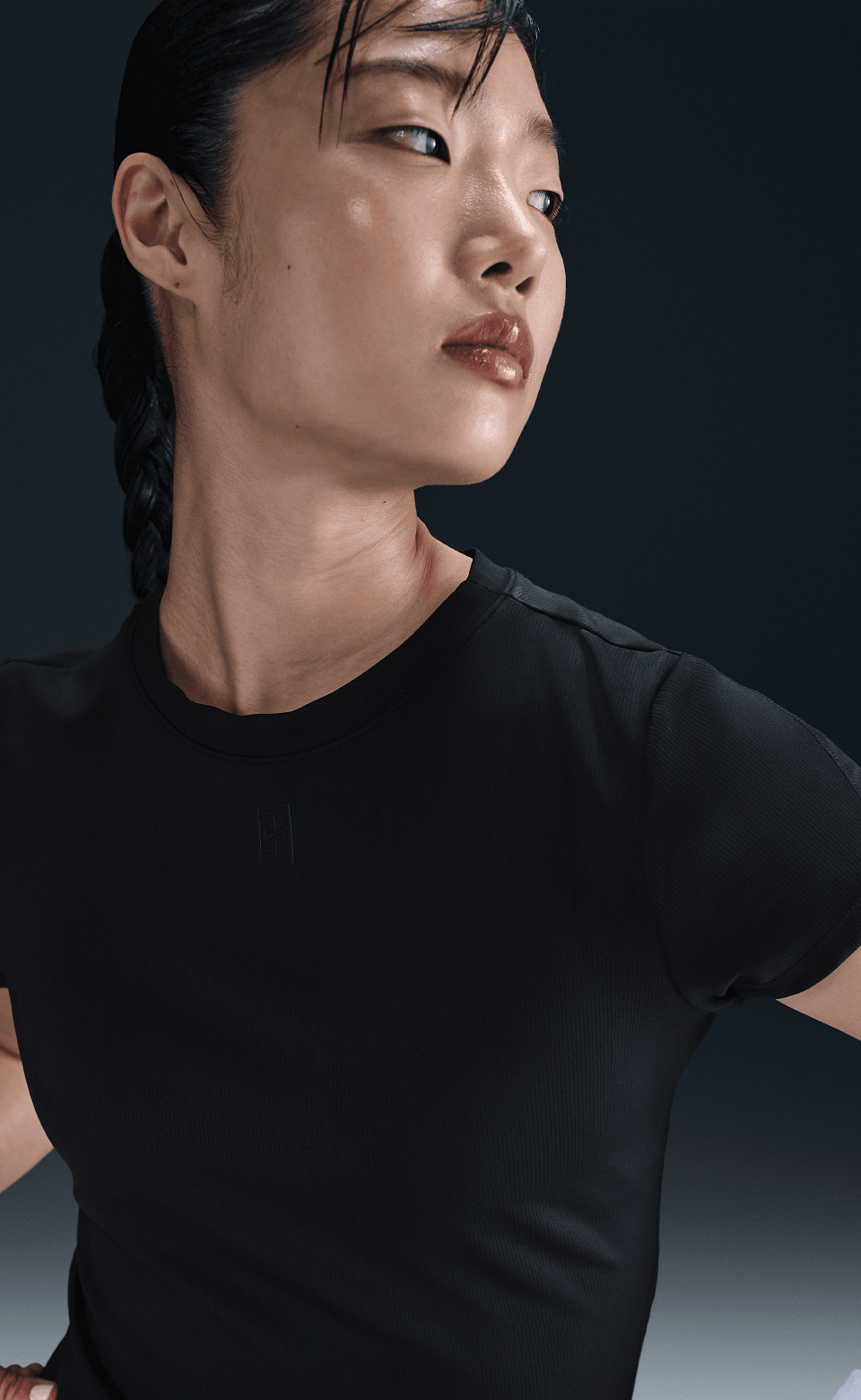 NikeCourt Advantage Dri-FIT Kısa Kollu Kadın Tenis Üstü
