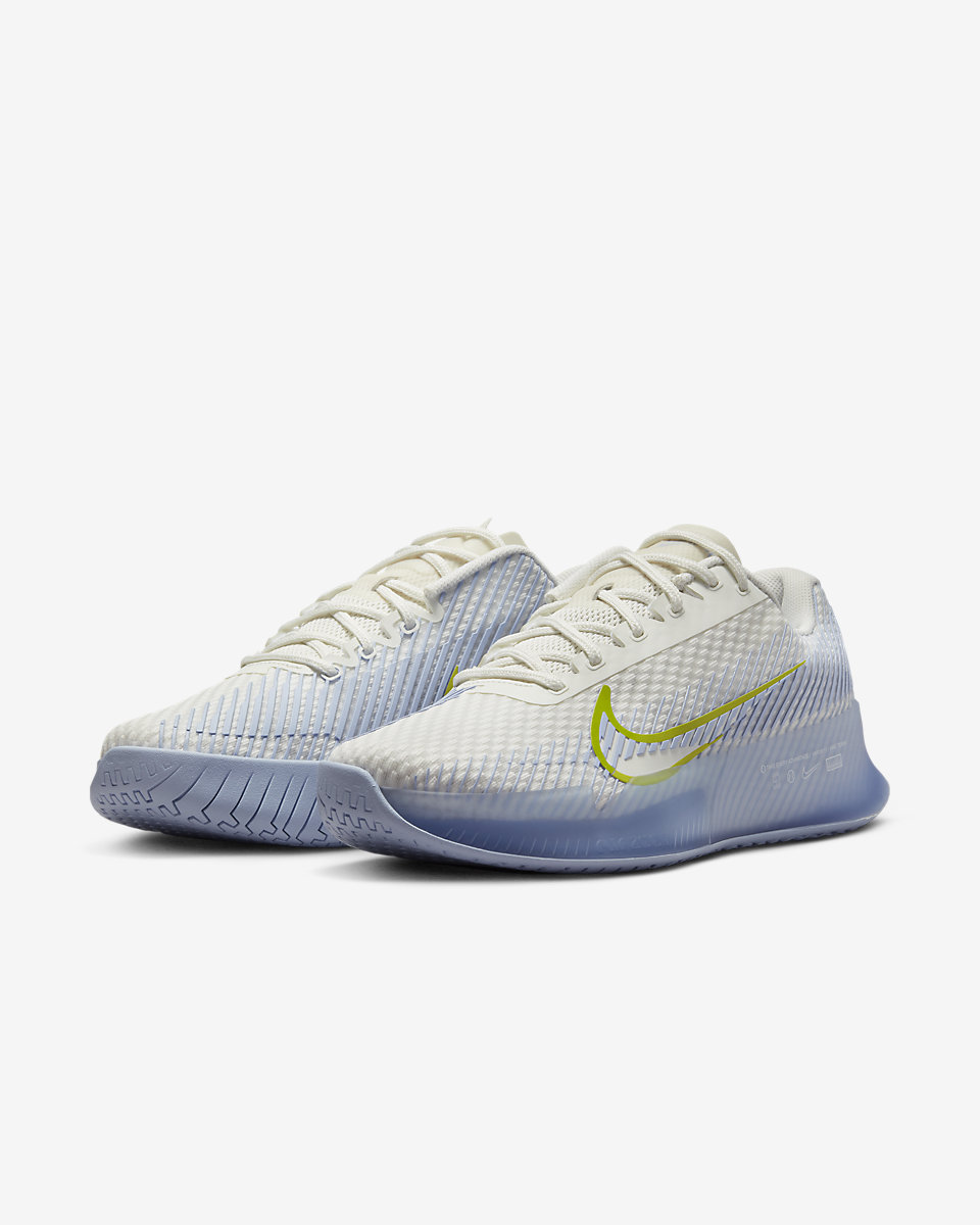 NikeCourt Air Zoom Vapor 11 Kadın Tenis Ayakkabısı