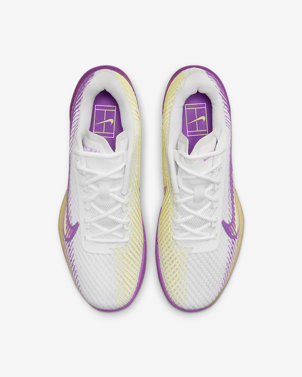 NikeCourt Air Zoom Vapor 11 Kadın Tenis Ayakkabısı 