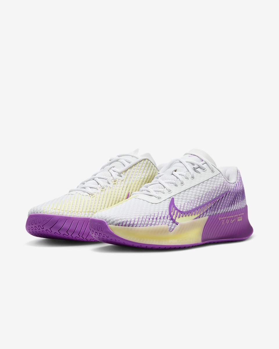 NikeCourt Air Zoom Vapor 11 Kadın Tenis Ayakkabısı 