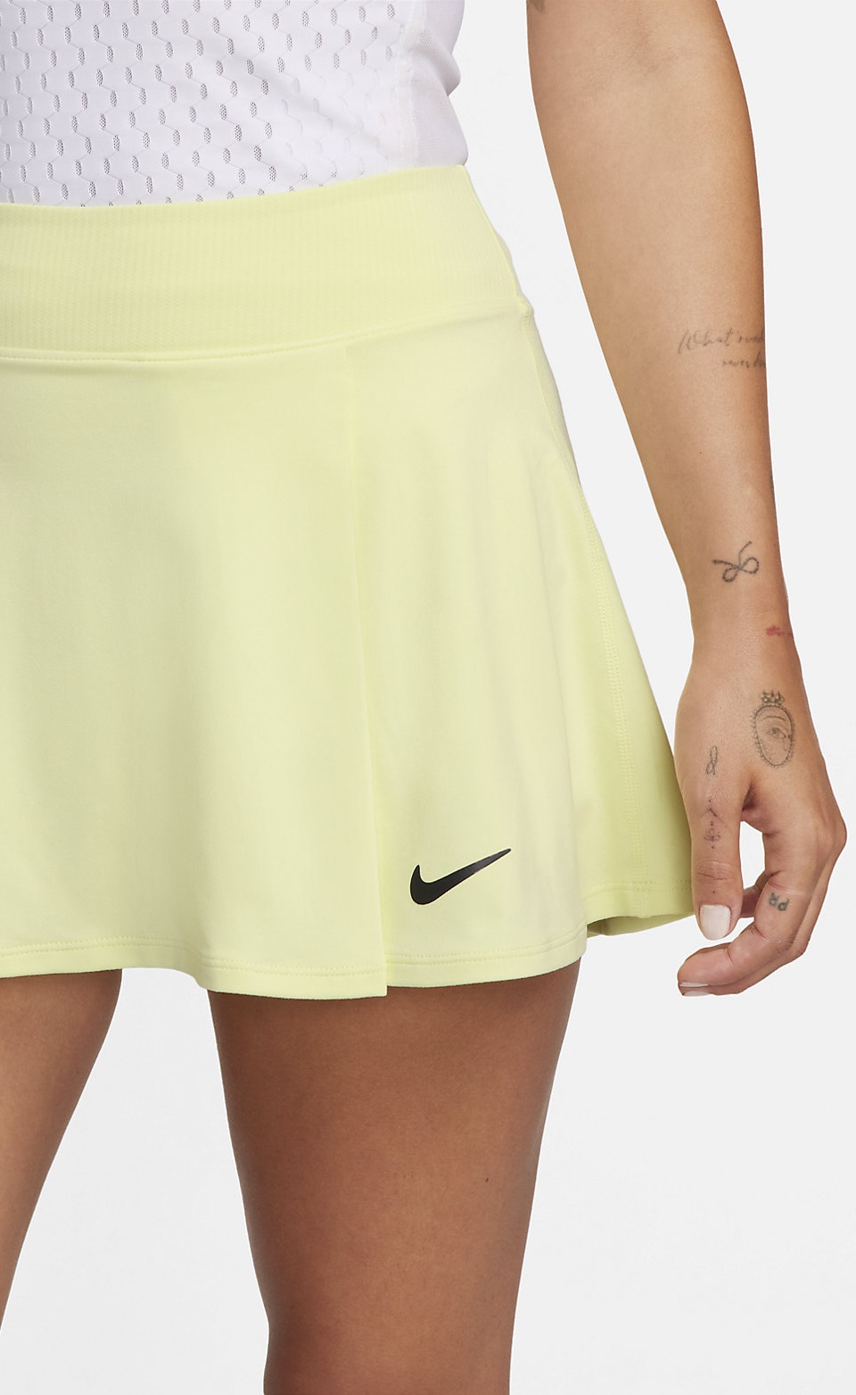 NikeCourt Dri-FIT Victory Fırfırlı Kadın Eteği