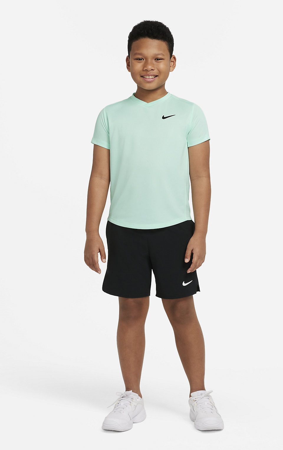 NikeCourt Dri-FIT Victory Genç Erkek Çocuk