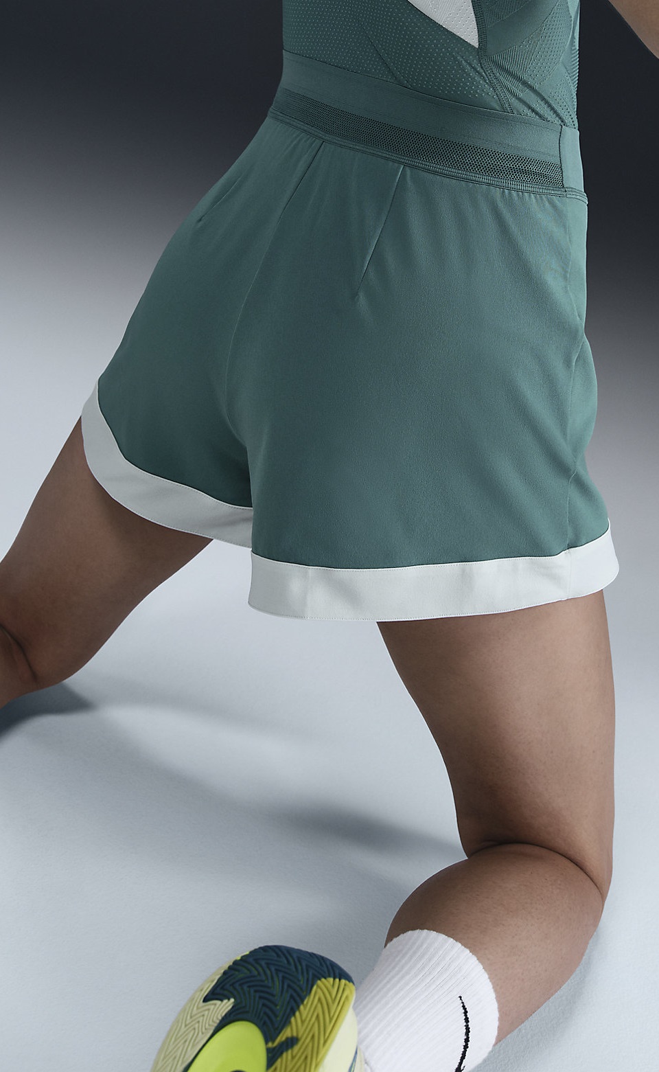 NikeCourt Slam Dri-FIT Kadın Tenis Şort Eteği HF6449-379)