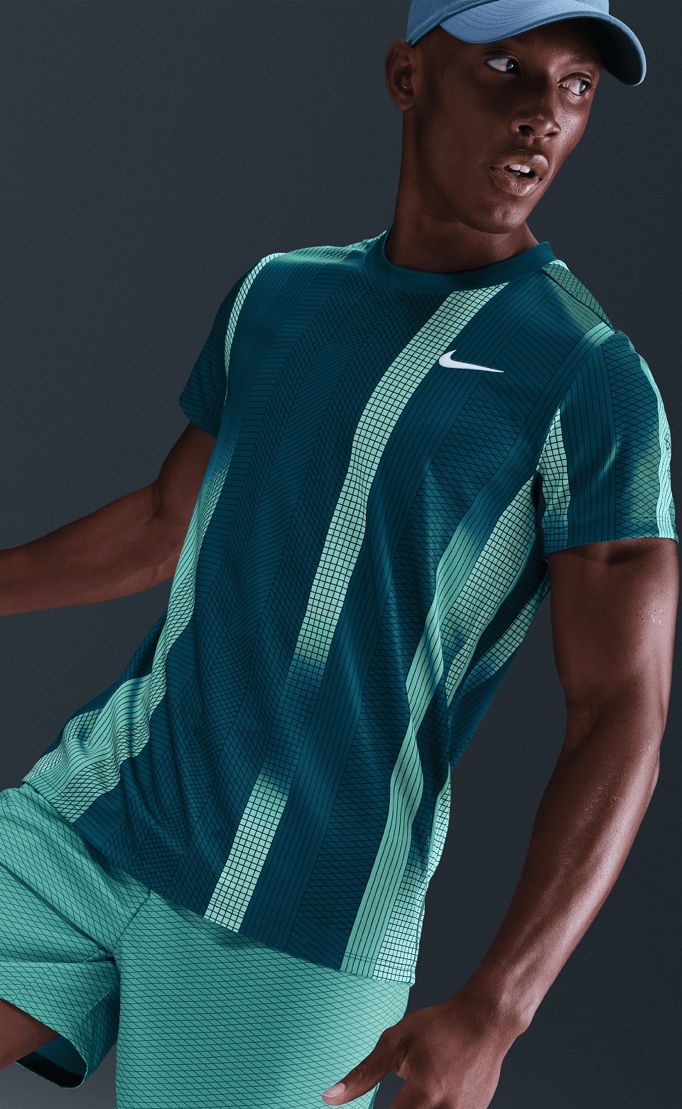 NikeCourt Victory Dri-FIT Erkek Tenis Üstü HM6505-415