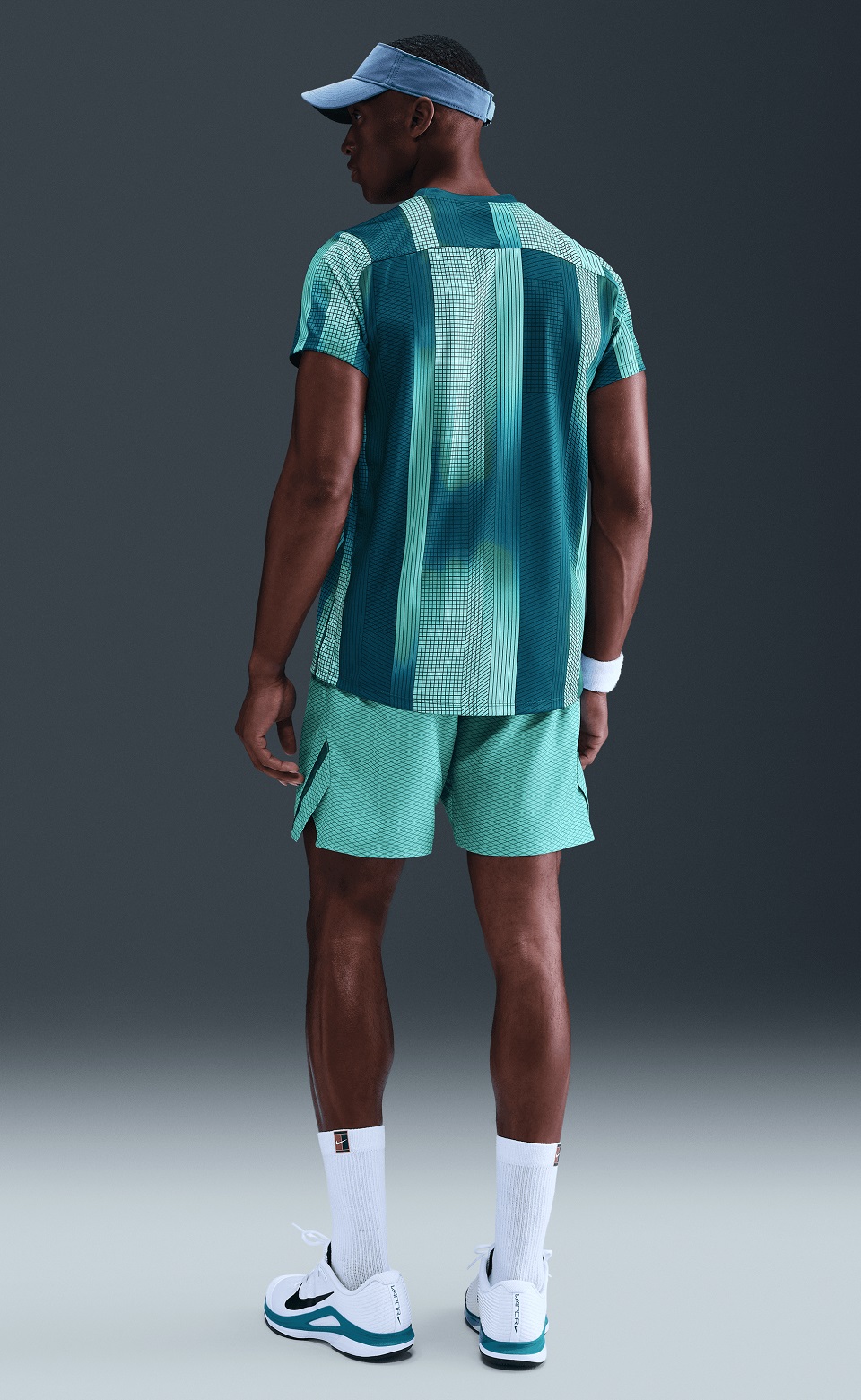 NikeCourt Victory Dri-FIT Erkek Tenis Üstü HM6505-415