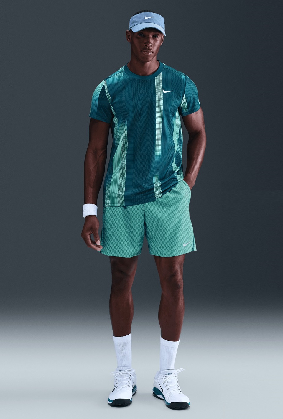 NikeCourt Victory Dri-FIT Erkek Tenis Üstü HM6505-415
