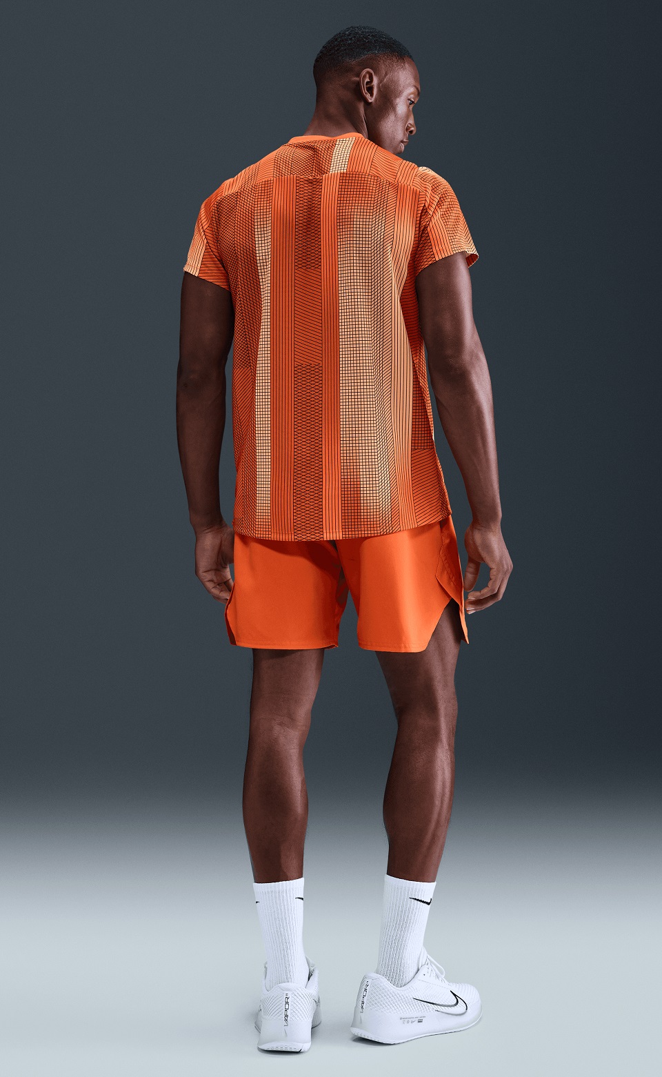 NikeCourt Victory Dri-FIT Erkek Tenis Üstü 